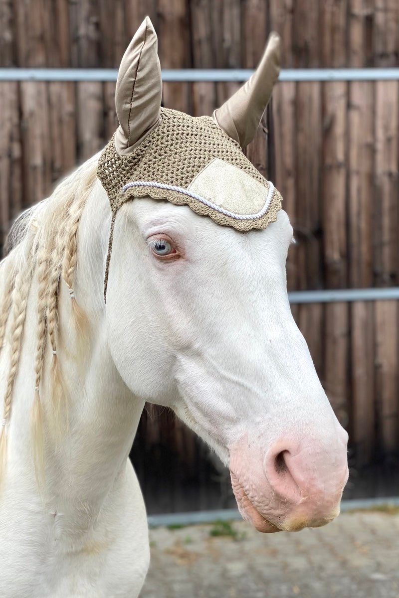 Fliegenmütze / Fliegenhaube mit Glitzer – Champagner